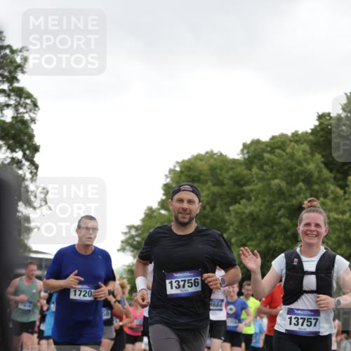 29.06.2025 - hella hamburg halbmarathon Jannik Wohlers http://msf.ph/oto/8144603 29.06.2025 10:46:32 Lombardsbrücke 1073, 1185, 1286, 1363, 1593, 1720, 1961, 1999, 2162, 2211, 2320, 2327, 2556, 2665, 2981, 3277, 3406, 3407, 3823, 4239, 4342, 5111, 5114, 5700, 5796, 5953, 6485, 6496, 6740, 7073, 7412, 7827, 8486, 8553, 8684, 8967, 9050, 9092, 9139, 9243, 9743, 9758, 9949, 10514, 10515, 10591, 11618, 12140, 12258, 12538, 12630, 13195, 13756, 13757, 13885, 14011, 14181, 14680, 14891, 15806, 16077, 16684, 17288, 17356, 18315, 18403, 18654, 18881, 18950 meine-sportfotos.de