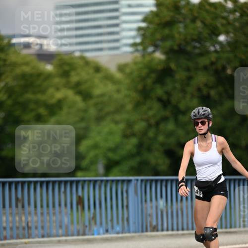 29.06.2025 - hella hamburg halbmarathon Dr. Thomas Lammeyer http://msf.ph/oto/8144665 29.06.2025 09:12:56 Kennedybrücke  meine-sportfotos.de