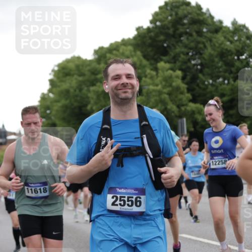 29.06.2025 - hella hamburg halbmarathon Jannik Wohlers http://msf.ph/oto/8144684 29.06.2025 10:46:37 Lombardsbrücke 1073, 1185, 1286, 1363, 1593, 1607, 1720, 1961, 2211, 2320, 2327, 2537, 2555, 2556, 2665, 2981, 3823, 4239, 4483, 5111, 5114, 5796, 5953, 6485, 6496, 7073, 8486, 8553, 8684, 8706, 8967, 9050, 9092, 9139, 9743, 9758, 9774, 9949, 10514, 10515, 11618, 11621, 12140, 12258, 12538, 12630, 13195, 13756, 13757, 13885, 14181, 14370, 14680, 14891, 15806, 15865, 16077, 16684, 16836, 17015, 17288, 17356, 18147, 18315, 18403, 18654, 18674, 18950 meine-sportfotos.de