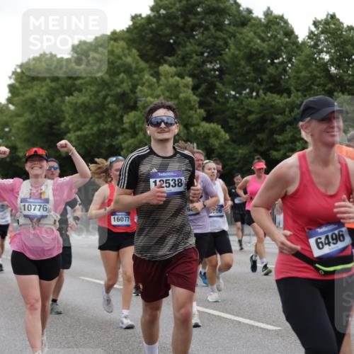 29.06.2025 - hella hamburg halbmarathon Jannik Wohlers http://msf.ph/oto/8144699 29.06.2025 10:46:42 Lombardsbrücke 1073, 1185, 1286, 1593, 1607, 1961, 2211, 2327, 2537, 2555, 2556, 2665, 2981, 4184, 4239, 4483, 5111, 5114, 5796, 5953, 6485, 6496, 6879, 7073, 7430, 7431, 8131, 8486, 8684, 8706, 8967, 9050, 9139, 9557, 9758, 9774, 9949, 10514, 10903, 11618, 11621, 12258, 12538, 12630, 12989, 13172, 13430, 13431, 13819, 14370, 14680, 15806, 15865, 16077, 16684, 16836, 17015, 17288, 17356, 18147, 18403, 18654, 18674, 18753, 18950 meine-sportfotos.de