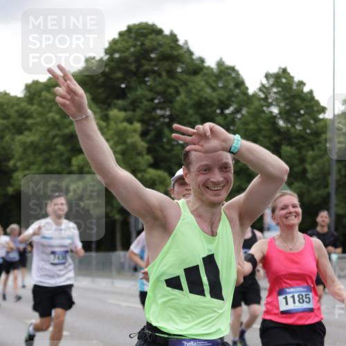 29.06.2025 - hella hamburg halbmarathon Jannik Wohlers http://msf.ph/oto/8144832 29.06.2025 10:46:45 Lombardsbrücke 1185, 1286, 1593, 1607, 1704, 1961, 2327, 2537, 2555, 2556, 2665, 4184, 4239, 4483, 5111, 5114, 5796, 6485, 6496, 6879, 7073, 7430, 7431, 8131, 8684, 8706, 8967, 9557, 9758, 9774, 9949, 10903, 11378, 11618, 11621, 12258, 12538, 12630, 12989, 13172, 13430, 13431, 13819, 14370, 14441, 15806, 15865, 16077, 16684, 16836, 17015, 17288, 17356, 18147, 18258, 18403, 18654, 18674, 18753 meine-sportfotos.de
