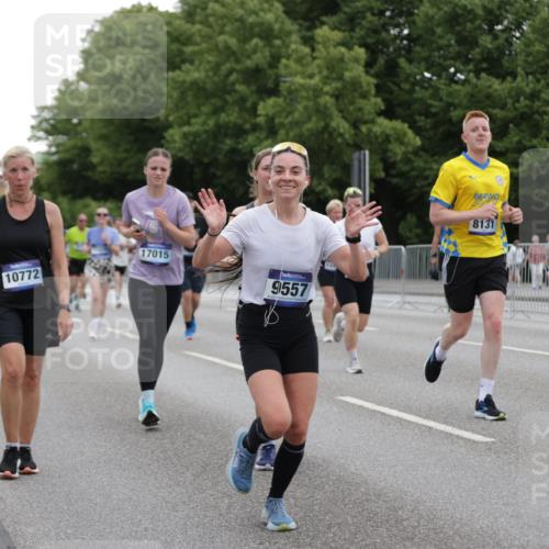 29.06.2025 - hella hamburg halbmarathon Jannik Wohlers http://msf.ph/oto/8144870 29.06.2025 10:46:47 Lombardsbrücke 1185, 1463, 1593, 1607, 1704, 1961, 2327, 2537, 2555, 2665, 4184, 4239, 4483, 4806, 4895, 5111, 5114, 6485, 6496, 6879, 7073, 7430, 7431, 7630, 7631, 8105, 8131, 8706, 8915, 8967, 9273, 9557, 9758, 9774, 9949, 10903, 11378, 11618, 11621, 12538, 12630, 12989, 13172, 13430, 13431, 13819, 14370, 14441, 15806, 15865, 16077, 16684, 16836, 17015, 17288, 17356, 18147, 18258, 18403, 18654, 18674, 18753, 18781 meine-sportfotos.de