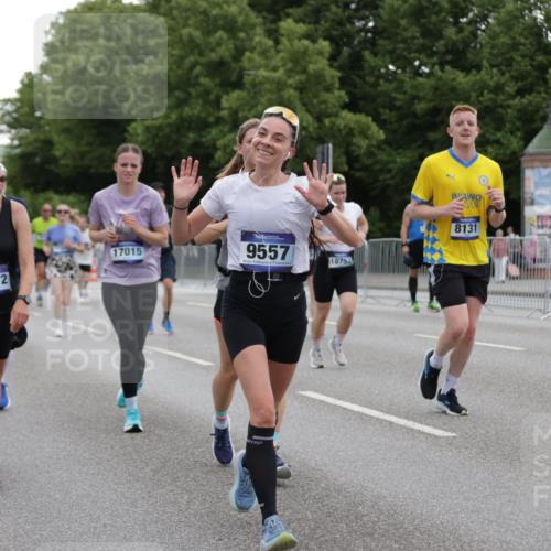 29.06.2025 - hella hamburg halbmarathon Jannik Wohlers http://msf.ph/oto/8144884 29.06.2025 10:46:48 Lombardsbrücke 1185, 1463, 1523, 1593, 1607, 1704, 1961, 2327, 2537, 2555, 2665, 4184, 4239, 4483, 4806, 4895, 6485, 6496, 6879, 7073, 7430, 7431, 7630, 7631, 8105, 8131, 8706, 8915, 8967, 9018, 9273, 9557, 9774, 9949, 10903, 11378, 11621, 12538, 12630, 12989, 13172, 13349, 13430, 13431, 13819, 14370, 14441, 15806, 15865, 16077, 16337, 16684, 16836, 17015, 17356, 18147, 18258, 18403, 18654, 18674, 18753, 18781 meine-sportfotos.de