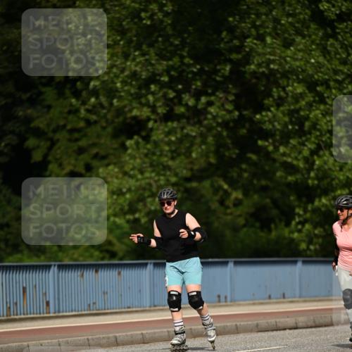 29.06.2025 - hella hamburg halbmarathon Dr. Thomas Lammeyer http://msf.ph/oto/8144931 29.06.2025 09:13:10 Kennedybrücke  meine-sportfotos.de