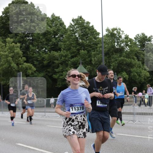 29.06.2025 - hella hamburg halbmarathon Jannik Wohlers http://msf.ph/oto/8144948 29.06.2025 10:46:52 Lombardsbrücke 1185, 1463, 1523, 1607, 1704, 2537, 2555, 4184, 4239, 4325, 4483, 4806, 4895, 5895, 6255, 6256, 6879, 6995, 7073, 7430, 7431, 7630, 7631, 8105, 8131, 8706, 8915, 8953, 9018, 9273, 9557, 9774, 10075, 10903, 11276, 11378, 11621, 12538, 12989, 13172, 13349, 13430, 13431, 13806, 13819, 13830, 13898, 14370, 14441, 15865, 16077, 16337, 16552, 16684, 16836, 17015, 17122, 17514, 18147, 18258, 18674, 18753, 18781, 18852, 18858 meine-sportfotos.de