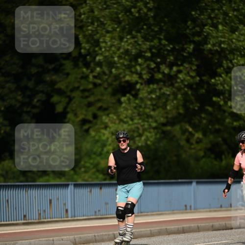 29.06.2025 - hella hamburg halbmarathon Dr. Thomas Lammeyer http://msf.ph/oto/8144956 29.06.2025 09:13:10 Kennedybrücke  meine-sportfotos.de