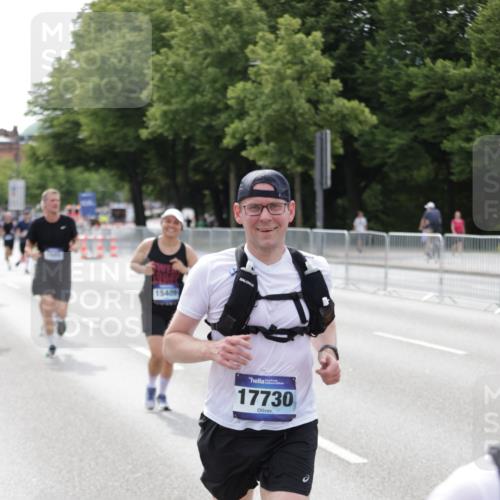 29.06.2025 - hella hamburg halbmarathon Jannik Wohlers http://msf.ph/oto/8145119 29.06.2025 10:10:00 Lombardsbrücke 1573, 5182, 5440, 7042, 7685, 8219, 8890, 9816, 11180, 12008, 13797, 13901, 14679, 14822, 15409, 16166, 16344, 16639, 16872, 17730, 19023 meine-sportfotos.de