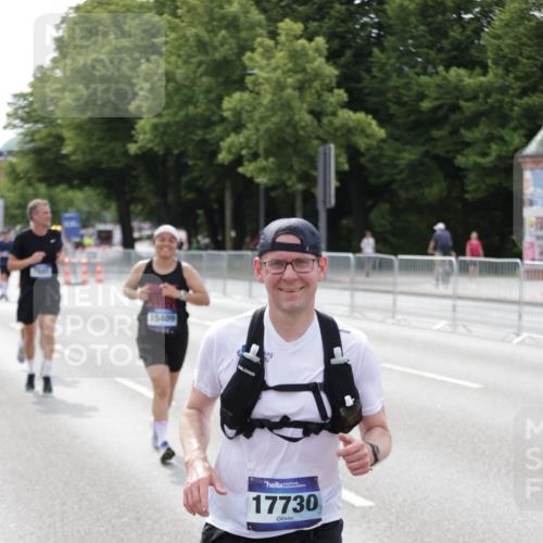 29.06.2025 - hella hamburg halbmarathon Jannik Wohlers http://msf.ph/oto/8145128 29.06.2025 10:10:00 Lombardsbrücke 1573, 5182, 5440, 7042, 7685, 8219, 8890, 9816, 11180, 12008, 13797, 13901, 14679, 14822, 15409, 16166, 16344, 16639, 16872, 17730, 19023 meine-sportfotos.de