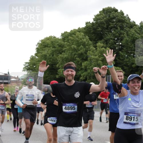 29.06.2025 - hella hamburg halbmarathon Jannik Wohlers http://msf.ph/oto/8145223 29.06.2025 10:46:58 Lombardsbrücke 1434, 1463, 1523, 1704, 2148, 2407, 2537, 2994, 3339, 4184, 4325, 4806, 4895, 4974, 4975, 5895, 6255, 6256, 6879, 6995, 7403, 7430, 7431, 7630, 7631, 8105, 8131, 8270, 8915, 8953, 9018, 9273, 9557, 9969, 9972, 10075, 10206, 10903, 11276, 11378, 11458, 11738, 12989, 13172, 13349, 13430, 13431, 13737, 13806, 13819, 13830, 13898, 13909, 14441, 14516, 14517, 15413, 16337, 16552, 17015, 17122, 17514, 18258, 18415, 18753, 18781, 18852, 18858 meine-sportfotos.de
