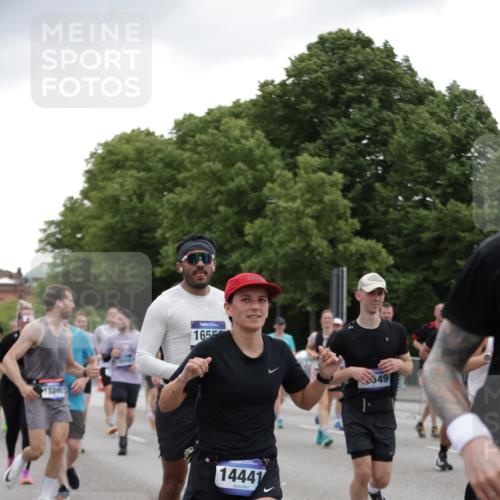 29.06.2025 - hella hamburg halbmarathon Jannik Wohlers http://msf.ph/oto/8145285 29.06.2025 10:46:59 Lombardsbrücke 1434, 1463, 1523, 1704, 2148, 2407, 2994, 3339, 4037, 4184, 4325, 4806, 4895, 4974, 4975, 5895, 6255, 6256, 6879, 6995, 7403, 7430, 7431, 7630, 7631, 8105, 8131, 8270, 8915, 8953, 9018, 9273, 9557, 9969, 9972, 10075, 10206, 10903, 11276, 11378, 11458, 11738, 12989, 13172, 13349, 13430, 13431, 13737, 13806, 13819, 13830, 13898, 13909, 14441, 14516, 14517, 15413, 16337, 16552, 17122, 17514, 18258, 18415, 18753, 18781, 18852, 18858 meine-sportfotos.de
