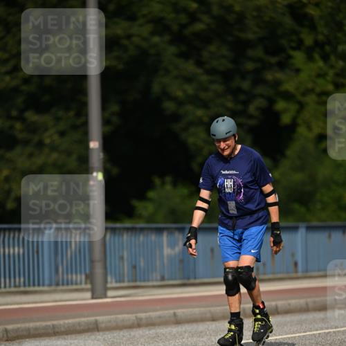 29.06.2025 - hella hamburg halbmarathon Dr. Thomas Lammeyer http://msf.ph/oto/8145407 29.06.2025 09:14:07 Kennedybrücke  meine-sportfotos.de