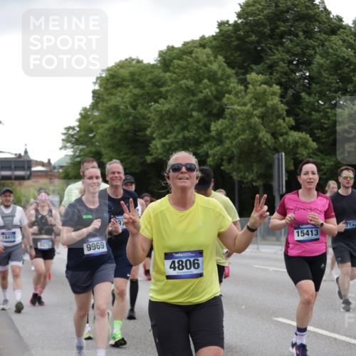 29.06.2025 - hella hamburg halbmarathon Jannik Wohlers http://msf.ph/oto/8145575 29.06.2025 10:47:05 Lombardsbrücke 1434, 1463, 1523, 1704, 2148, 2407, 2882, 2994, 3339, 4037, 4325, 4423, 4806, 4895, 4974, 4975, 5621, 5622, 5895, 6255, 6256, 6995, 7403, 7630, 7631, 8105, 8270, 8550, 8915, 8953, 9018, 9273, 9969, 9972, 10075, 10206, 11276, 11351, 11458, 11730, 11738, 13349, 13737, 13806, 13830, 13898, 13909, 14197, 14441, 14516, 14517, 15413, 15543, 16018, 16337, 16552, 16686, 17122, 17216, 17514, 18258, 18415, 18623, 18781, 18852, 18858 meine-sportfotos.de