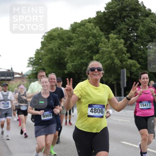 29.06.2025 - hella hamburg halbmarathon Jannik Wohlers http://msf.ph/oto/8145593 29.06.2025 10:47:05 Lombardsbrücke 1434, 1463, 1523, 1704, 2148, 2407, 2882, 2994, 3339, 4037, 4325, 4423, 4806, 4895, 4974, 4975, 5621, 5622, 5895, 6255, 6256, 6995, 7403, 7630, 7631, 8105, 8270, 8550, 8915, 8953, 9018, 9273, 9969, 9972, 10075, 10206, 11276, 11351, 11458, 11730, 11738, 13349, 13737, 13806, 13830, 13898, 13909, 14197, 14441, 14516, 14517, 15413, 15543, 16018, 16337, 16552, 16686, 17122, 17216, 17514, 18258, 18415, 18623, 18781, 18852, 18858 meine-sportfotos.de