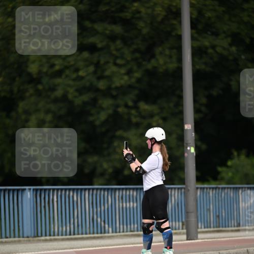 29.06.2025 - hella hamburg halbmarathon Dr. Thomas Lammeyer http://msf.ph/oto/8145889 29.06.2025 09:14:44 Kennedybrücke  meine-sportfotos.de