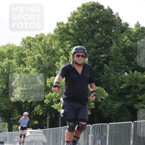 29.06.2025 - hella hamburg halbmarathon Jannik Wohlers http://msf.ph/oto/8146085 29.06.2025 09:08:59 Lombardsbrücke  meine-sportfotos.de