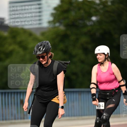 29.06.2025 - hella hamburg halbmarathon Dr. Thomas Lammeyer http://msf.ph/oto/8146212 29.06.2025 09:16:27 Kennedybrücke  meine-sportfotos.de