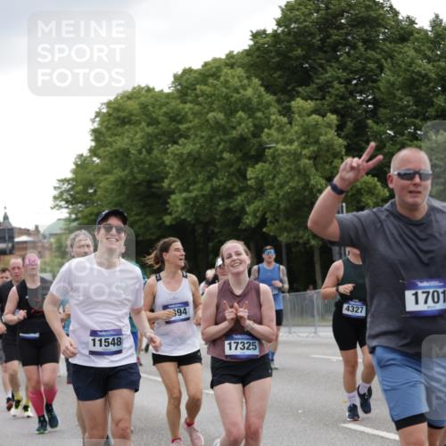 29.06.2025 - hella hamburg halbmarathon Jannik Wohlers http://msf.ph/oto/8146433 29.06.2025 10:47:43 Lombardsbrücke 1157, 1174, 1175, 1392, 1645, 1701, 2037, 2163, 2197, 2418, 2650, 2756, 2958, 3468, 3504, 3679, 3933, 4327, 4588, 5585, 5952, 7240, 7393, 7394, 7916, 8521, 8774, 9356, 9921, 10145, 10777, 10794, 11548, 11742, 11781, 12104, 12157, 12439, 12480, 12932, 13377, 13529, 13675, 13861, 14050, 15357, 15541, 15730, 15743, 16141, 16722, 16965, 17325, 17339, 17562, 17563, 17957, 18001, 18248, 18262, 18352, 18480, 19101 meine-sportfotos.de