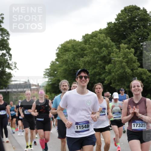 29.06.2025 - hella hamburg halbmarathon Jannik Wohlers http://msf.ph/oto/8146472 29.06.2025 10:47:44 Lombardsbrücke 1157, 1174, 1175, 1645, 1701, 2037, 2163, 2197, 2418, 2650, 2756, 2958, 3320, 3468, 3504, 3679, 3933, 4327, 4588, 5585, 5952, 7240, 7393, 7394, 7532, 7916, 8521, 8774, 9356, 9921, 10145, 10777, 10794, 11548, 11742, 11781, 12104, 12157, 12439, 12480, 12932, 13377, 13529, 13675, 13861, 14050, 15357, 15541, 15730, 15743, 16141, 16722, 16965, 17325, 17339, 17562, 17563, 17957, 18001, 18248, 18262, 18352, 18480, 19101 meine-sportfotos.de