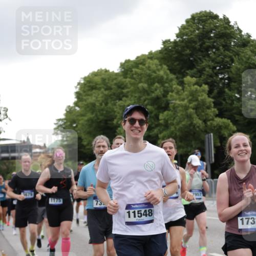 29.06.2025 - hella hamburg halbmarathon Jannik Wohlers http://msf.ph/oto/8146497 29.06.2025 10:47:44 Lombardsbrücke 1157, 1174, 1175, 1645, 1701, 2037, 2163, 2197, 2418, 2650, 2756, 2958, 3320, 3468, 3504, 3679, 3933, 4327, 4588, 5585, 5952, 7240, 7393, 7394, 7532, 7916, 8521, 8774, 9356, 9921, 10145, 10777, 10794, 11548, 11742, 11781, 12104, 12157, 12439, 12480, 12932, 13377, 13529, 13675, 13861, 14050, 15357, 15541, 15730, 15743, 16141, 16722, 16965, 17325, 17339, 17562, 17563, 17957, 18001, 18248, 18262, 18352, 18480, 19101 meine-sportfotos.de