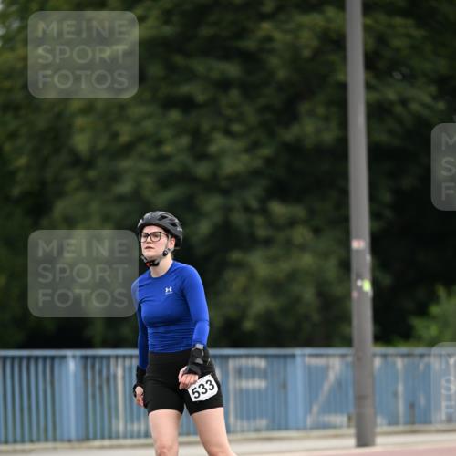 29.06.2025 - hella hamburg halbmarathon Dr. Thomas Lammeyer http://msf.ph/oto/8146550 29.06.2025 09:18:43 Kennedybrücke  meine-sportfotos.de