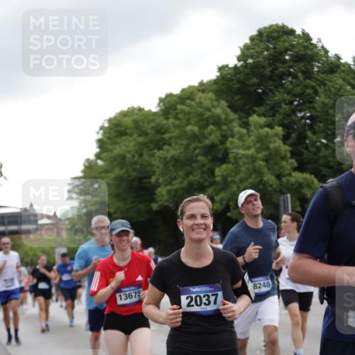 29.06.2025 - hella hamburg halbmarathon Jannik Wohlers http://msf.ph/oto/8146698 29.06.2025 10:47:53 Lombardsbrücke 1157, 1174, 1175, 1645, 2037, 2195, 2418, 2475, 2627, 2650, 2756, 2909, 2958, 3320, 3504, 3679, 3933, 4327, 4588, 5585, 5781, 5952, 6143, 7393, 7394, 7532, 8521, 8948, 9775, 9921, 10145, 11742, 11781, 12022, 12104, 12152, 12192, 12439, 12452, 12932, 13377, 13529, 13559, 13675, 13861, 14050, 15743, 16141, 16368, 16669, 16693, 16935, 16965, 17930, 17957, 18248, 18480 meine-sportfotos.de