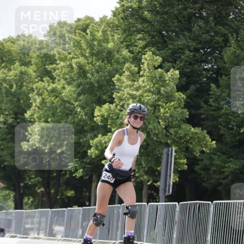 29.06.2025 - hella hamburg halbmarathon Jannik Wohlers http://msf.ph/oto/8146766 29.06.2025 09:09:19 Lombardsbrücke  meine-sportfotos.de