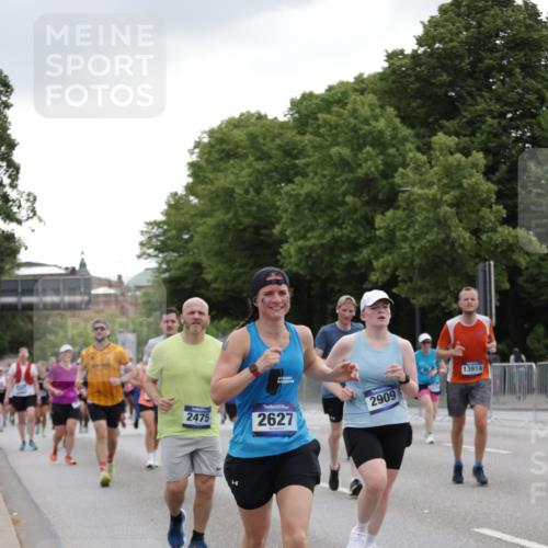29.06.2025 - hella hamburg halbmarathon Jannik Wohlers http://msf.ph/oto/8146833 29.06.2025 10:48:02 Lombardsbrücke 1142, 1645, 2195, 2475, 2627, 2756, 2909, 3224, 3320, 3504, 3661, 4588, 5585, 5781, 6143, 7532, 8461, 8948, 9775, 9787, 10059, 10145, 12022, 12152, 12192, 12439, 12452, 12932, 13559, 13675, 13814, 13914, 15489, 15593, 15715, 16368, 16498, 16499, 16669, 16693, 16935, 16965, 17631, 17930, 18248, 18967 meine-sportfotos.de