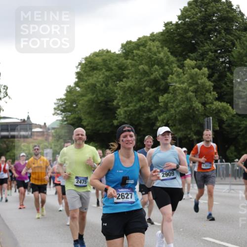 29.06.2025 - hella hamburg halbmarathon Jannik Wohlers http://msf.ph/oto/8146851 29.06.2025 10:48:02 Lombardsbrücke 1142, 1645, 2195, 2475, 2627, 2756, 2909, 3224, 3320, 3504, 3661, 4588, 5585, 5781, 6143, 7532, 8461, 8948, 9775, 9787, 10059, 10145, 12022, 12152, 12192, 12439, 12452, 12932, 13559, 13675, 13814, 13914, 15489, 15593, 15715, 16368, 16498, 16499, 16669, 16693, 16935, 16965, 17631, 17930, 18248, 18967 meine-sportfotos.de