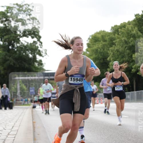 29.06.2025 - hella hamburg halbmarathon Jannik Wohlers http://msf.ph/oto/8146916 29.06.2025 10:11:18 Lombardsbrücke 1328, 1531, 1866, 1992, 3363, 4227, 5379, 5605, 7571, 8115, 8807, 8810, 9428, 10428, 11321, 11507, 12473, 13177, 13203, 13939, 14008, 14384, 15945, 17080, 17638, 17774, 17866, 18278 meine-sportfotos.de