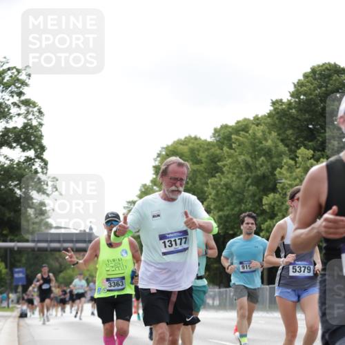 29.06.2025 - hella hamburg halbmarathon Jannik Wohlers http://msf.ph/oto/8147126 29.06.2025 10:11:24 Lombardsbrücke 1328, 1531, 1992, 3363, 4227, 5379, 5605, 7571, 9191, 9428, 10042, 10409, 10428, 11507, 11917, 12473, 13177, 13203, 13542, 13958, 14384, 15945, 17080, 17638, 17774, 17866, 18261, 18278, 18395 meine-sportfotos.de