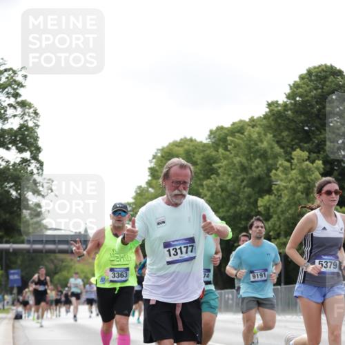29.06.2025 - hella hamburg halbmarathon Jannik Wohlers http://msf.ph/oto/8147147 29.06.2025 10:11:24 Lombardsbrücke 1328, 1531, 1992, 3363, 4227, 5379, 5605, 7571, 9191, 9428, 10042, 10409, 10428, 11507, 11917, 12473, 13177, 13203, 13542, 13958, 14384, 15945, 17080, 17638, 17774, 17866, 18261, 18278, 18395 meine-sportfotos.de