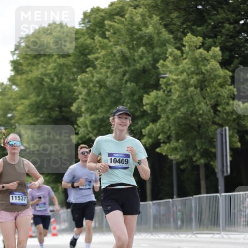29.06.2025 - hella hamburg halbmarathon Jannik Wohlers http://msf.ph/oto/8147402 29.06.2025 10:11:34 Lombardsbrücke 5379, 9191, 10042, 10409, 11507, 11525, 11537, 11581, 11917, 12473, 13171, 13542, 13958, 14196, 14384, 15137, 16976, 17638, 17774, 18261, 18395, 18655 meine-sportfotos.de