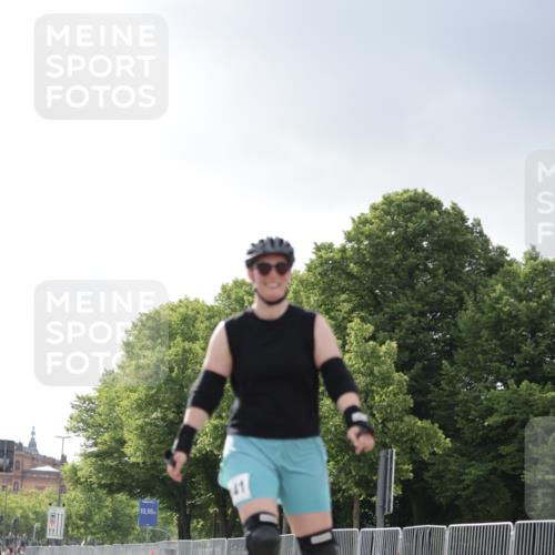 29.06.2025 - hella hamburg halbmarathon Jannik Wohlers http://msf.ph/oto/8147573 29.06.2025 09:09:57 Lombardsbrücke  meine-sportfotos.de