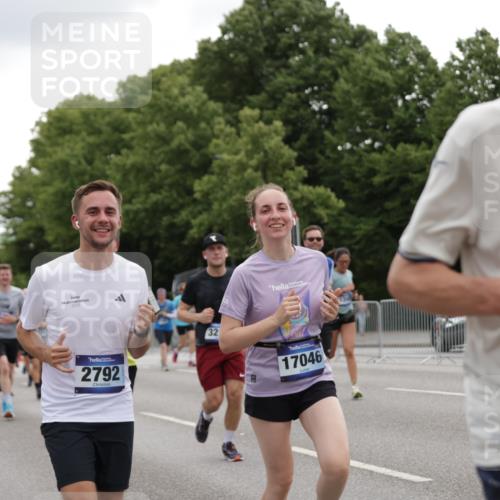 29.06.2025 - hella hamburg halbmarathon Jannik Wohlers http://msf.ph/oto/8147597 29.06.2025 10:48:28 Lombardsbrücke 2160, 2437, 2438, 2716, 2792, 3215, 5010, 5479, 5480, 5551, 6015, 6437, 6566, 7062, 7203, 7947, 7948, 9552, 10081, 10366, 10524, 10654, 10656, 11000, 11364, 11365, 11690, 11762, 11776, 11861, 11865, 12173, 12881, 12882, 13426, 13507, 13549, 13775, 13845, 14382, 14623, 15100, 15159, 15771, 15833, 16042, 16525, 16974, 17046, 17538, 17693, 18016 meine-sportfotos.de