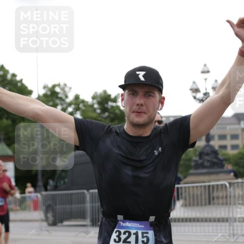29.06.2025 - hella hamburg halbmarathon Jannik Wohlers http://msf.ph/oto/8147634 29.06.2025 10:48:31 Lombardsbrücke 2160, 2437, 2438, 2792, 3215, 3253, 5010, 5479, 5480, 5551, 6015, 6437, 6566, 7062, 7203, 9341, 9359, 9552, 10081, 10366, 10524, 10654, 10656, 11000, 11364, 11365, 11601, 11690, 11741, 11762, 11776, 11861, 11865, 12173, 12881, 12882, 13426, 13507, 13549, 13775, 14382, 14623, 15100, 15159, 15597, 15631, 15771, 15833, 16042, 16525, 16974, 17046, 17538, 17693, 18016 meine-sportfotos.de