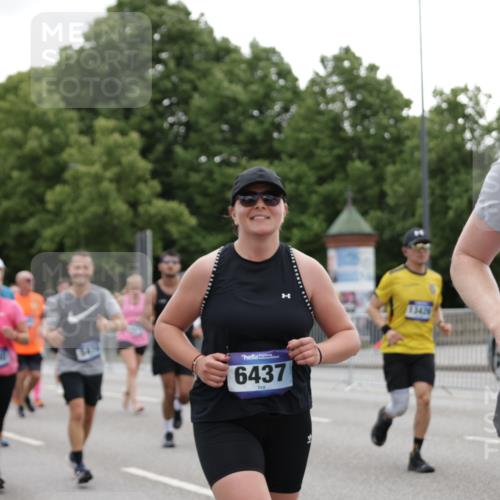 29.06.2025 - hella hamburg halbmarathon Jannik Wohlers http://msf.ph/oto/8147643 29.06.2025 10:48:34 Lombardsbrücke 2160, 2792, 3086, 3215, 3253, 5479, 5480, 5551, 6015, 6437, 6566, 7062, 9341, 9359, 9552, 10081, 10524, 11000, 11192, 11364, 11365, 11601, 11690, 11741, 11861, 11865, 12173, 12380, 12881, 12882, 13426, 13507, 13549, 13775, 14382, 14623, 15064, 15100, 15159, 15176, 15411, 15530, 15597, 15631, 15771, 16012, 16042, 16525, 17046, 17538, 17693, 18016 meine-sportfotos.de