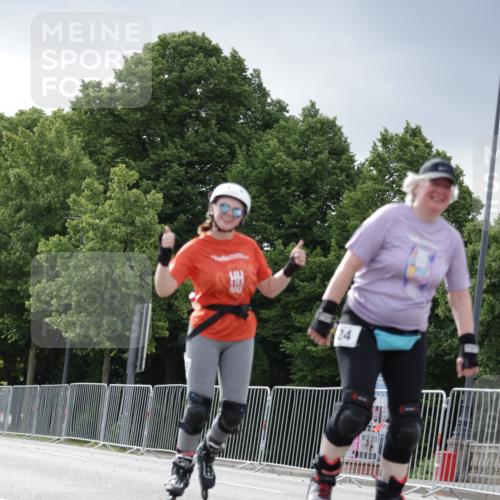 29.06.2025 - hella hamburg halbmarathon Jannik Wohlers http://msf.ph/oto/8147704 29.06.2025 09:10:11 Lombardsbrücke  meine-sportfotos.de