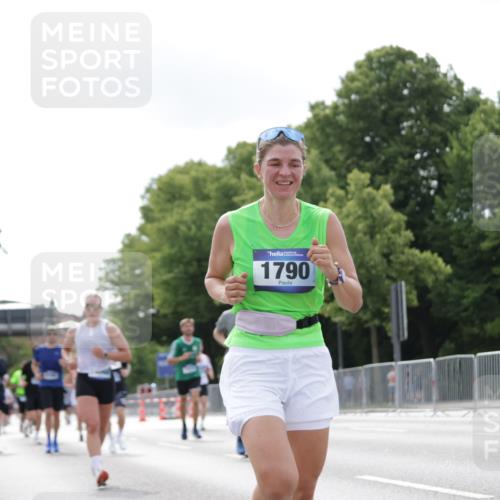 29.06.2025 - hella hamburg halbmarathon Jannik Wohlers http://msf.ph/oto/8147741 29.06.2025 10:11:42 Lombardsbrücke 1062, 1790, 2661, 7474, 9253, 9705, 10409, 11509, 11525, 11537, 11581, 11917, 13171, 13542, 14060, 14196, 14313, 15137, 16379, 16976, 18261, 18395, 18429, 18655 meine-sportfotos.de