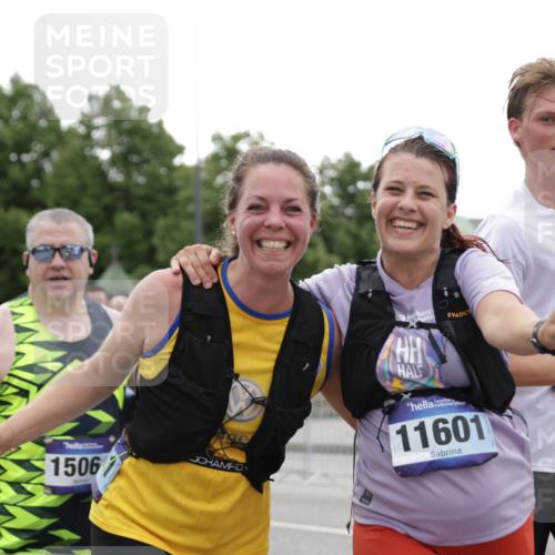 29.06.2025 - hella hamburg halbmarathon Jannik Wohlers http://msf.ph/oto/8147889 29.06.2025 10:48:44 Lombardsbrücke 2160, 2395, 2541, 2713, 2927, 3070, 3086, 3232, 3253, 4403, 4525, 4527, 5118, 5463, 5479, 5480, 5551, 6015, 6566, 6979, 7931, 7936, 8549, 9245, 9341, 9359, 10033, 10038, 10081, 10130, 10479, 10782, 10785, 11000, 11031, 11192, 11601, 11681, 11690, 11741, 11865, 12010, 12173, 12380, 12664, 12881, 12882, 13426, 13564, 13565, 14080, 14081, 14623, 15064, 15100, 15159, 15176, 15411, 15530, 15597, 15631, 15771, 16012, 16759, 17287, 17315, 17538, 17647, 17693, 18016, 18453 meine-sportfotos.de