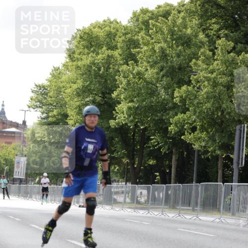 29.06.2025 - hella hamburg halbmarathon Jannik Wohlers http://msf.ph/oto/8147927 29.06.2025 09:10:31 Lombardsbrücke  meine-sportfotos.de