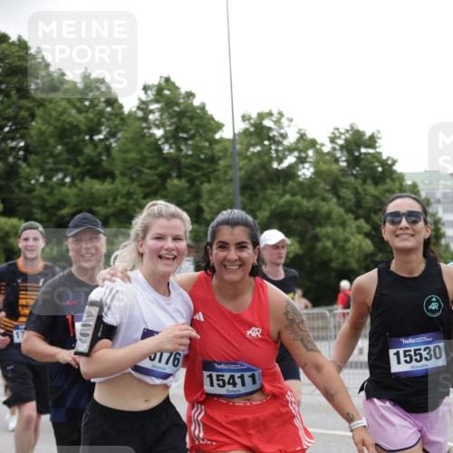 29.06.2025 - hella hamburg halbmarathon Jannik Wohlers http://msf.ph/oto/8147933 29.06.2025 10:48:47 Lombardsbrücke 1525, 2067, 2395, 2541, 2713, 2927, 3070, 3086, 3232, 3253, 4403, 4525, 4527, 4809, 5118, 5463, 5551, 6979, 6989, 7931, 7936, 8549, 9245, 9341, 9359, 10033, 10038, 10081, 10130, 10479, 10782, 10785, 11000, 11031, 11192, 11601, 11681, 11741, 11865, 12010, 12173, 12380, 12664, 12669, 12881, 12882, 13426, 13564, 13565, 14080, 14081, 14623, 15064, 15159, 15176, 15411, 15530, 15597, 15631, 15771, 16012, 16759, 17287, 17315, 17538, 17647, 17693, 18453 meine-sportfotos.de