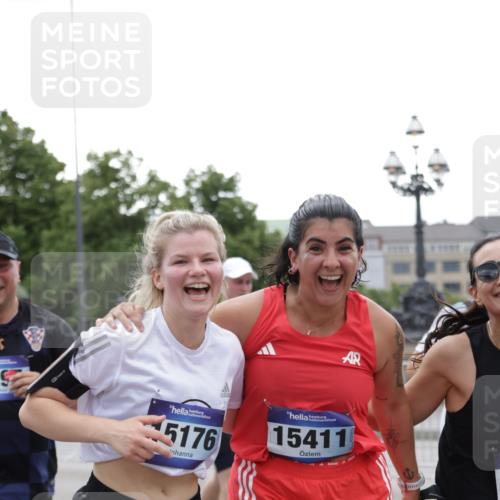 29.06.2025 - hella hamburg halbmarathon Jannik Wohlers http://msf.ph/oto/8147965 29.06.2025 10:48:47 Lombardsbrücke 1525, 2067, 2395, 2541, 2713, 2927, 3070, 3086, 3232, 3253, 4403, 4525, 4527, 4809, 5118, 5463, 5551, 6979, 6989, 7931, 7936, 8549, 9245, 9341, 9359, 10033, 10038, 10081, 10130, 10479, 10782, 10785, 11000, 11031, 11192, 11601, 11681, 11741, 11865, 12010, 12173, 12380, 12664, 12669, 12881, 12882, 13426, 13564, 13565, 14080, 14081, 14623, 15064, 15159, 15176, 15411, 15530, 15597, 15631, 15771, 16012, 16759, 17287, 17315, 17538, 17647, 17693, 18453 meine-sportfotos.de