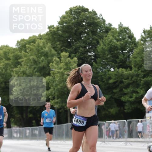 29.06.2025 - hella hamburg halbmarathon Jannik Wohlers http://msf.ph/oto/8148178 29.06.2025 10:12:01 Lombardsbrücke 1610, 1785, 1850, 2661, 2963, 2964, 3182, 3248, 3262, 3746, 4453, 4499, 4554, 5166, 5176, 5597, 5598, 6822, 6871, 6966, 7014, 7474, 9253, 9254, 9405, 10581, 10685, 11509, 14313, 14863, 14868, 16379, 16473, 18493 meine-sportfotos.de