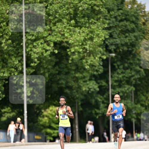 29.06.2025 - hella hamburg halbmarathon Dr. Thomas Lammeyer http://msf.ph/oto/8148204 29.06.2025 09:34:10 Kennedybrücke 15, 20 meine-sportfotos.de