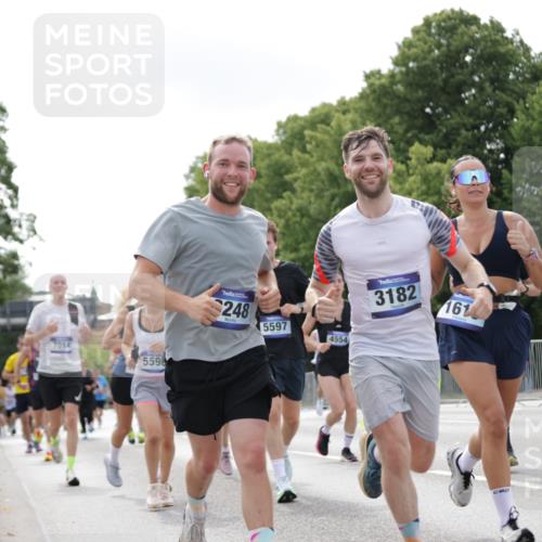 29.06.2025 - hella hamburg halbmarathon Jannik Wohlers http://msf.ph/oto/8148379 29.06.2025 10:12:06 Lombardsbrücke 1249, 1610, 1785, 1850, 2963, 2964, 3182, 3248, 3262, 4453, 4499, 4554, 5150, 5166, 5176, 5597, 5598, 6822, 6871, 6966, 7014, 8971, 9254, 9405, 10581, 10685, 12456, 13566, 13816, 14540, 14863, 14868, 15369, 16473, 18178, 18493 meine-sportfotos.de