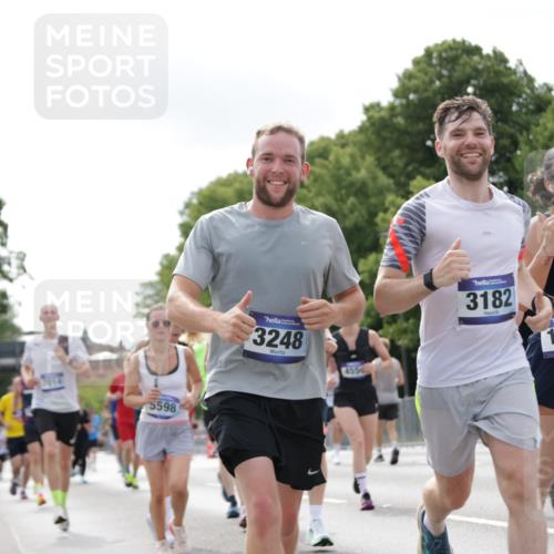 29.06.2025 - hella hamburg halbmarathon Jannik Wohlers http://msf.ph/oto/8148407 29.06.2025 10:12:06 Lombardsbrücke 1249, 1610, 1785, 1850, 2963, 2964, 3182, 3248, 3262, 4453, 4499, 4554, 5150, 5166, 5176, 5597, 5598, 6822, 6871, 6966, 7014, 8971, 9254, 9405, 10581, 10685, 12456, 13566, 13816, 14540, 14863, 14868, 15369, 16473, 18178, 18493 meine-sportfotos.de