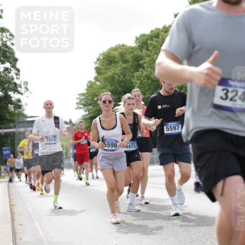 29.06.2025 - hella hamburg halbmarathon Jannik Wohlers http://msf.ph/oto/8148418 29.06.2025 10:12:07 Lombardsbrücke 1249, 1610, 1785, 1850, 2963, 2964, 3182, 3248, 3262, 4453, 4499, 4554, 5150, 5166, 5176, 5597, 5598, 6822, 6871, 6966, 7014, 8971, 9254, 9405, 10581, 10685, 12456, 13566, 13816, 14540, 14868, 15369, 16473, 18178, 18493 meine-sportfotos.de