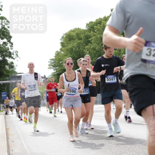 29.06.2025 - hella hamburg halbmarathon Jannik Wohlers http://msf.ph/oto/8148423 29.06.2025 10:12:07 Lombardsbrücke 1249, 1610, 1785, 1850, 2963, 2964, 3182, 3248, 3262, 4453, 4499, 4554, 5150, 5166, 5176, 5597, 5598, 6822, 6871, 6966, 7014, 8971, 9254, 9405, 10581, 10685, 12456, 13566, 13816, 14540, 14868, 15369, 16473, 18178, 18493 meine-sportfotos.de