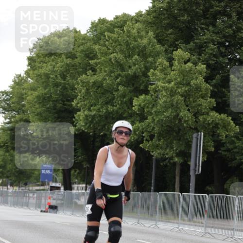 29.06.2025 - hella hamburg halbmarathon Jannik Wohlers http://msf.ph/oto/8148470 29.06.2025 09:10:59 Lombardsbrücke  meine-sportfotos.de