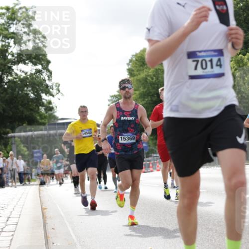29.06.2025 - hella hamburg halbmarathon Jannik Wohlers http://msf.ph/oto/8148476 29.06.2025 10:12:10 Lombardsbrücke 1249, 1610, 1785, 1850, 2531, 2963, 2964, 3182, 3248, 3262, 4453, 4499, 4554, 5150, 5166, 5597, 5598, 6822, 6966, 7014, 8971, 9254, 10581, 10685, 12456, 13566, 13816, 14540, 14868, 14869, 15369, 16473, 16826, 16911, 18178, 18493 meine-sportfotos.de